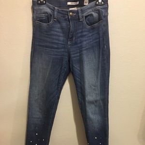 Pearl detailing skinny jeans